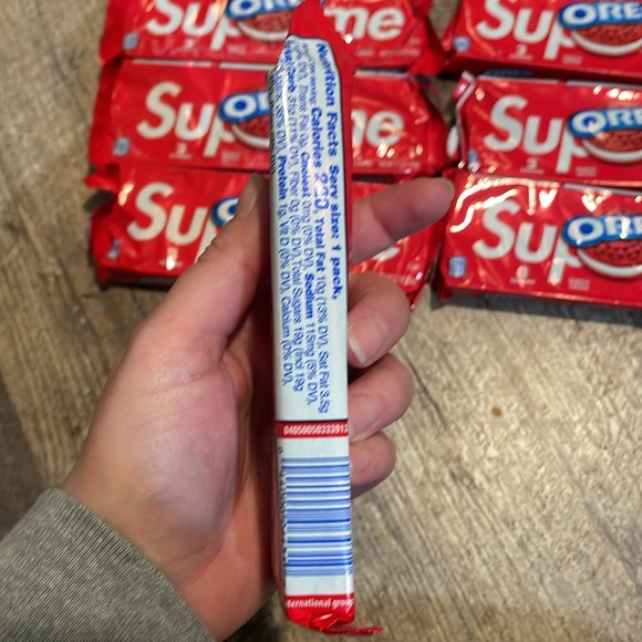 Supreme Oreo not for human consumption lot of 7 - Picture 3 of 4